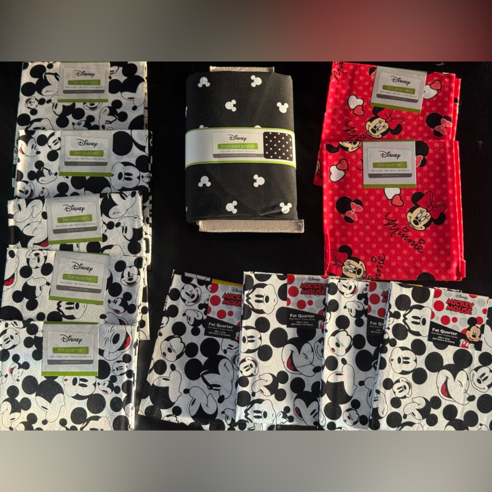 LOT Mickey Minnie Mouse fat quarter sewing fabric material Disney Poplin Cotton
